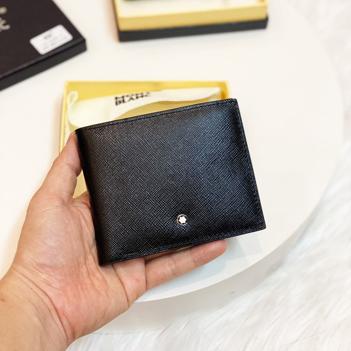 Montblanc 6CC Wallet Black Leather Bifold Card Holder Men New In