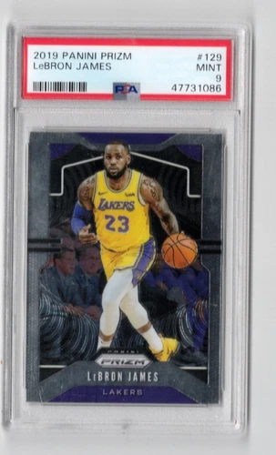 2019 PANINI PRIZM LeBRON JAMES PRIZM CARD #9 PSA GRADED  MINT 9 CARD