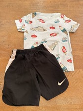 Boys Nike Shorts Tee Shirt Sz 6/7