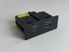 2021 NISSAN KICKS USB AND TYPE C PORTS AUXILIARY JACK 284H39HE1A OEM