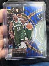 Panini Select Premier Level Giannis Antetokounmpo #141 Blue Wave /99 2023-24