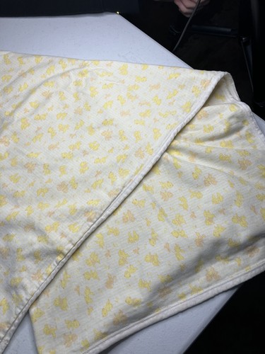 Vtg Carters Yellow White Orange Receiving Blanket 36x36 Bunny Cat Squirrel - Picture 5 of 8