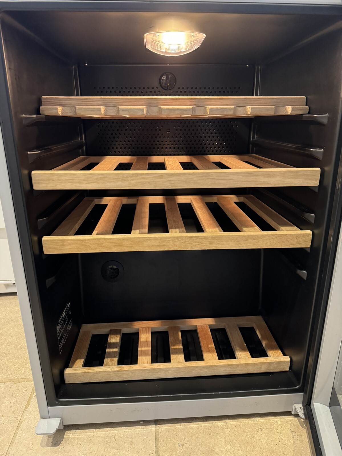 Bosch Wine Cooler Fridge KTW18V80GB Silver Glass door H 84cm Good