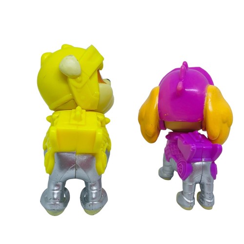 paw patrol pair Rubble & Skye mint 2.5” x 1.5” Rescue Knights Mint Condition - Picture 5 of 5