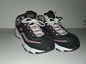 skechers life saver sneaker