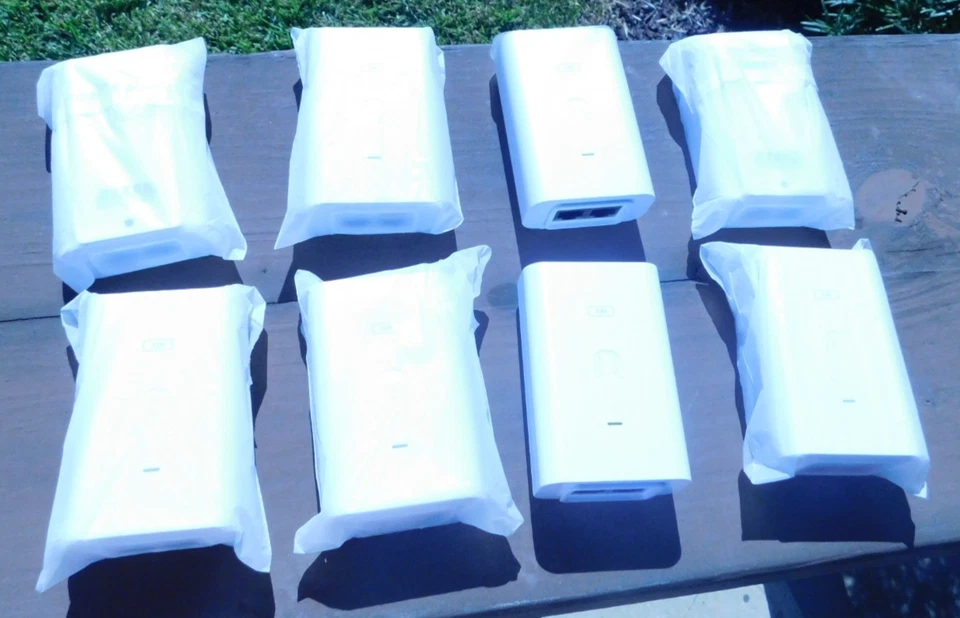 Lote de 8 nuevos inyectores Ubiquiti UniFi U-POE-AF POE con cable de alimentación FPC-UF4 Foto 4 de 4