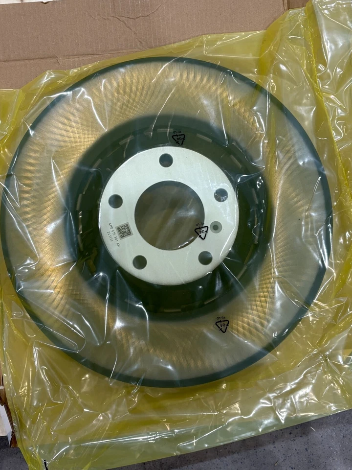 Bentley Bentayga 6.0 3.0 2017-2021 4.0L pastillas de freno delanteras y rotores TopEuro OEM Foto 2 de 4