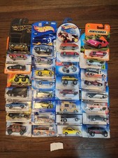 Hotwheels Mixed Lot Of 32 Cars Vintage Y2K/90's And Modern NIP Lot 3