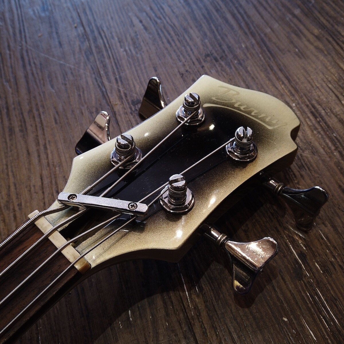 MIJ Burny WSB-80EV Eins:Vier [Luna] Signature Bass Electric