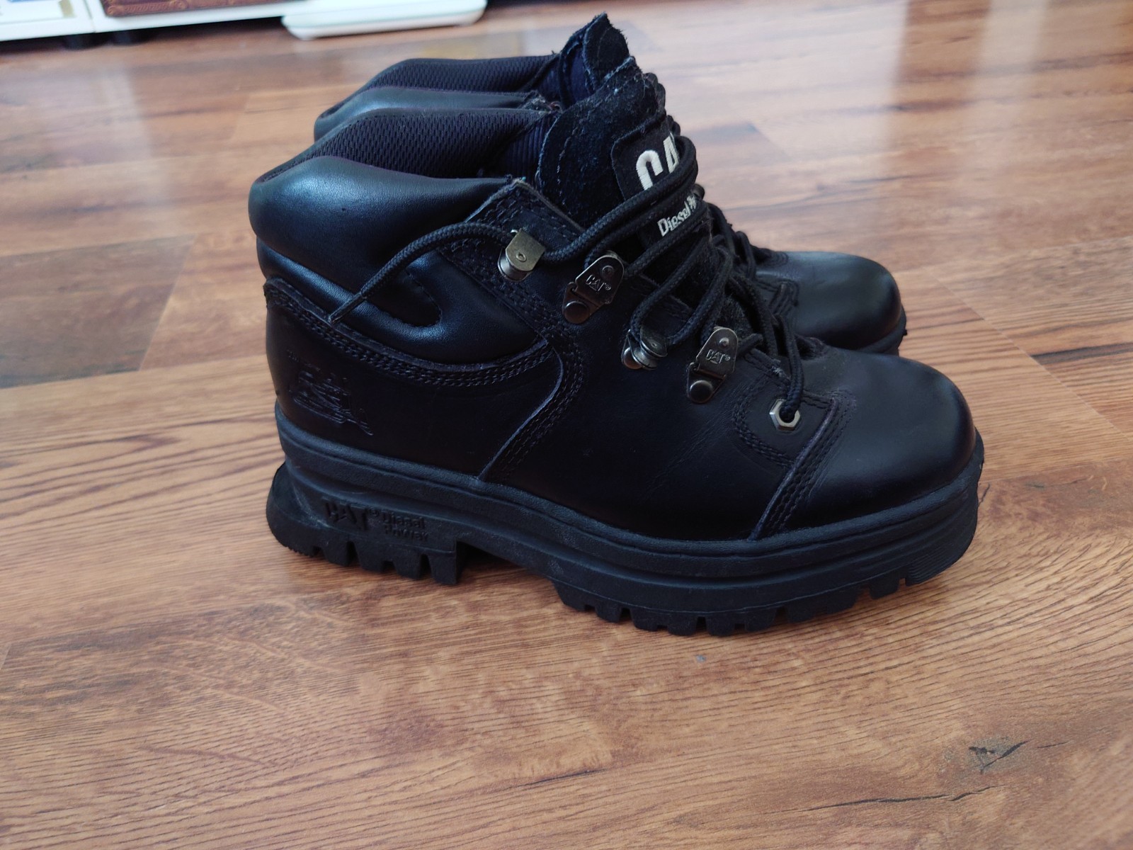 Rare Vintage CAT Caterpillar Boots Black Leather Chunky Platform EU 39 US 7 WIDE