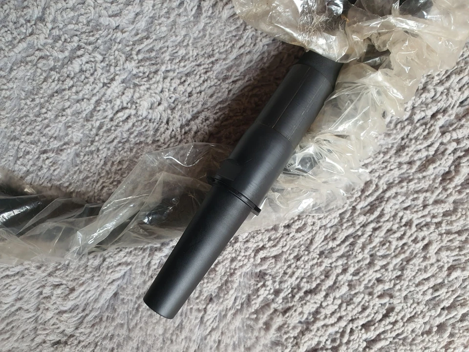 Milwaukee FUEL™ Concrete Vibrator 2.1M (7') Flex Shaft - Image 3 of 4