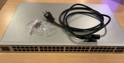Ubiquiti UniFi USW-48-PoE 48-Port Gigabit PoE Switch