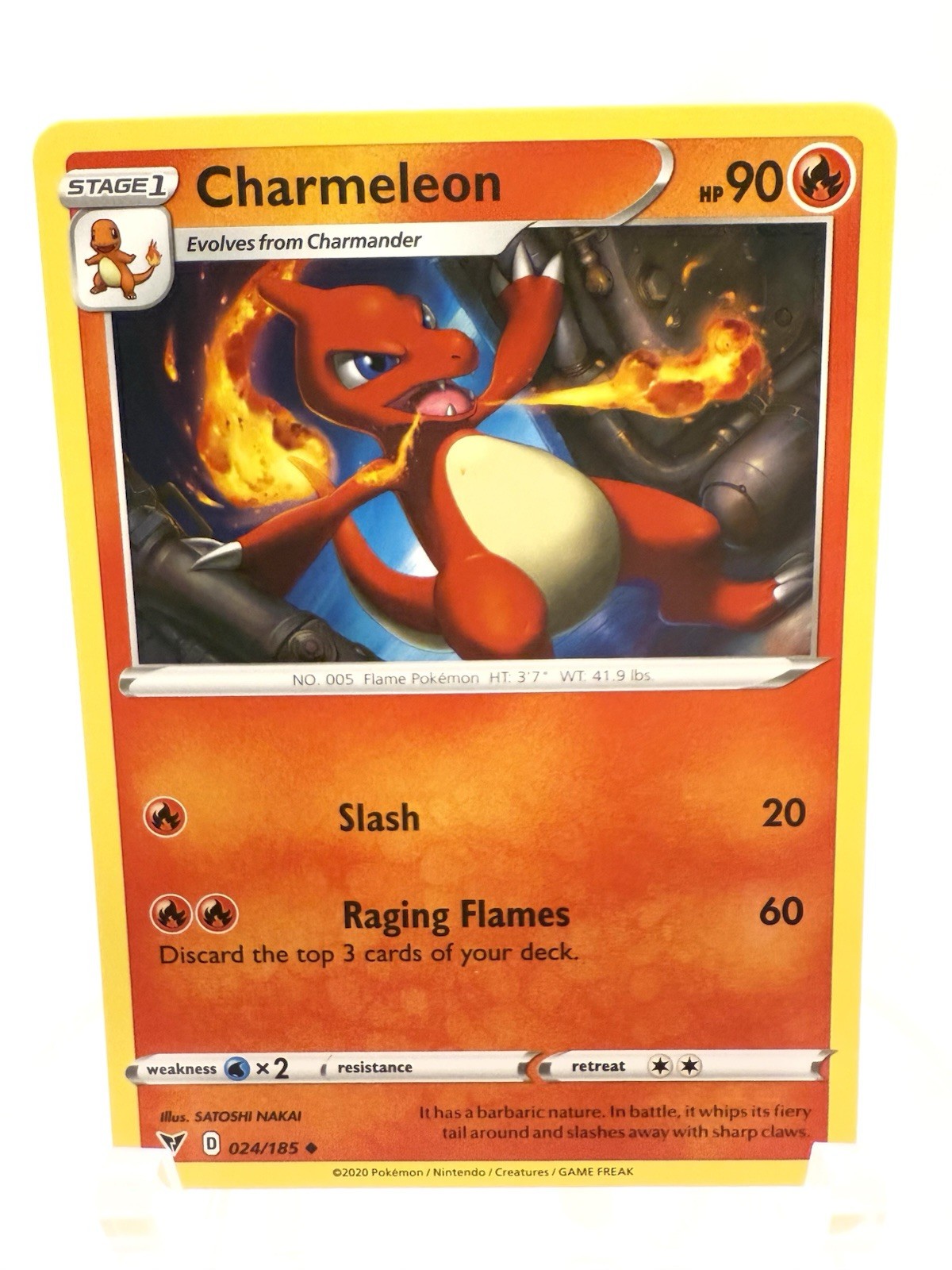 Charmeleon 024/185 Swsh04: Vivid Voltage Regular Near Mint Condition
