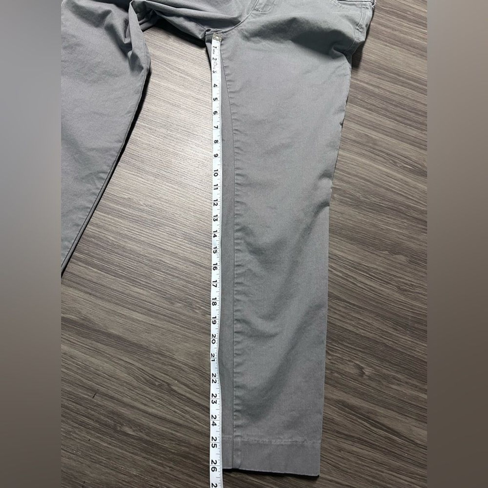 Old Navy Gray Pixie Pants Size 4 - image 3