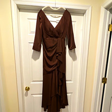 Women's Brown Satin V-Neck 3/4 Sleeve Maxi Dress L Ruffle Zip Formal size 4