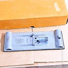 MARSHALLTOWN No. 26 SWIVEL POLE DRYWALL SANDER HEAD - 3-3/8" X 9-3/8" NEW NOS