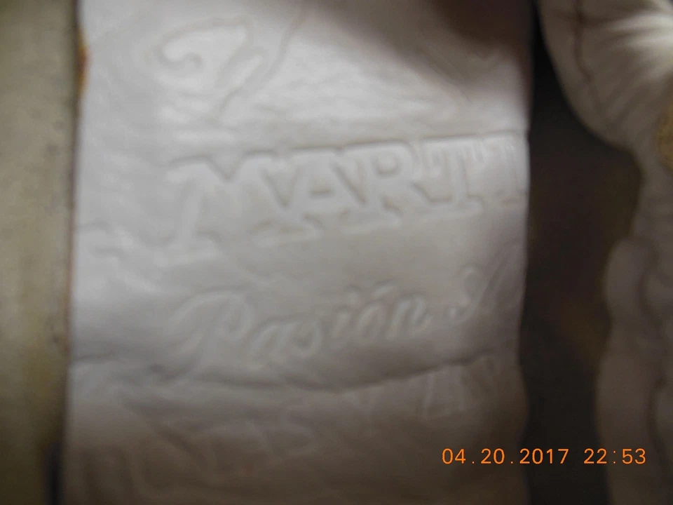 Fine hand made leather inside and out ballerina shoes made by "La Martians"9 M - Image 3 of 4