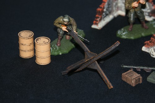 Unimax Military Toy Soldiers and Accessories - Picture 2 of 5