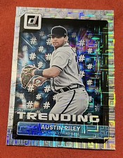 2022 Donruss Silver Trending insert #T-2 Austin Riley Braves