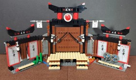 Lego Spinjitzu Dojo 2504 Ninjago Zane Sensei Wu 100% Complete Set Golden Weapons