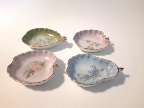 VTG-Porcelain-Hand Painted Fruit Shaped w/Floral Designs-Berry Bowls-Gold Edges - Picture 3 of 17