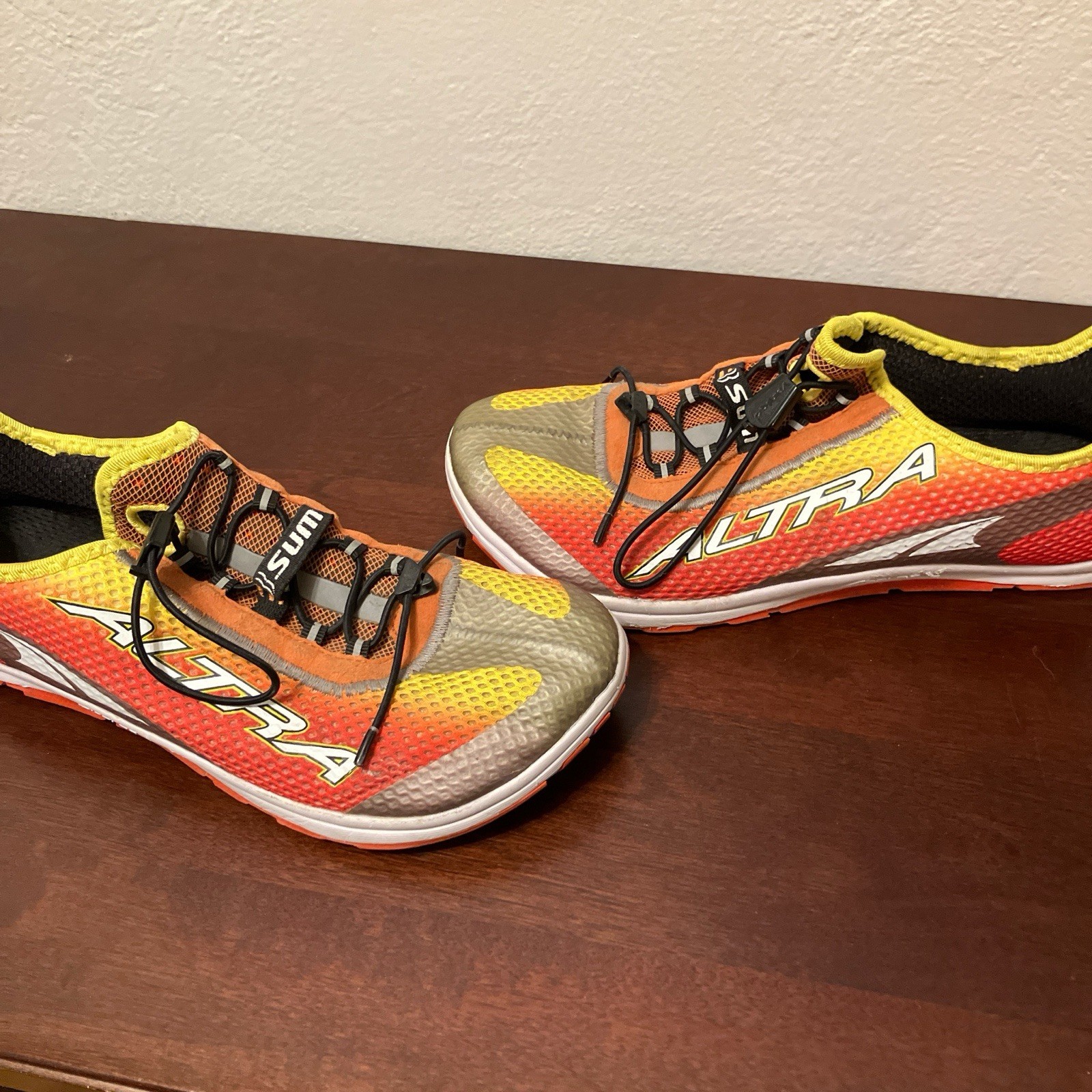 Altra Orange Yellow Gray Gradient Lightweight Bre… - image 2