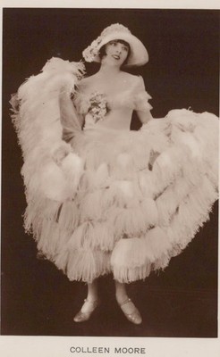 Postkarte der amerikanischen Filmschauspielerin Colleen Moore SW1397