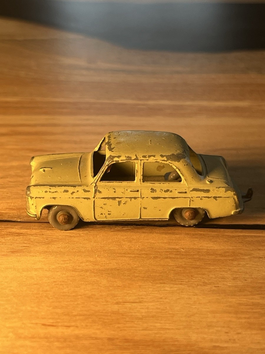 Ford Prefect Made In England By Lesney No 30 Matchbox Car With