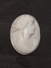 Pink Shell Cameo – Hand Carved Lady Portrait, 2.2×3cm Vintage Cabochon