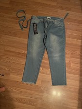 Bamboo Jeans Light Blue Frayed Hem Belt Denim Zip Button Pockets Women