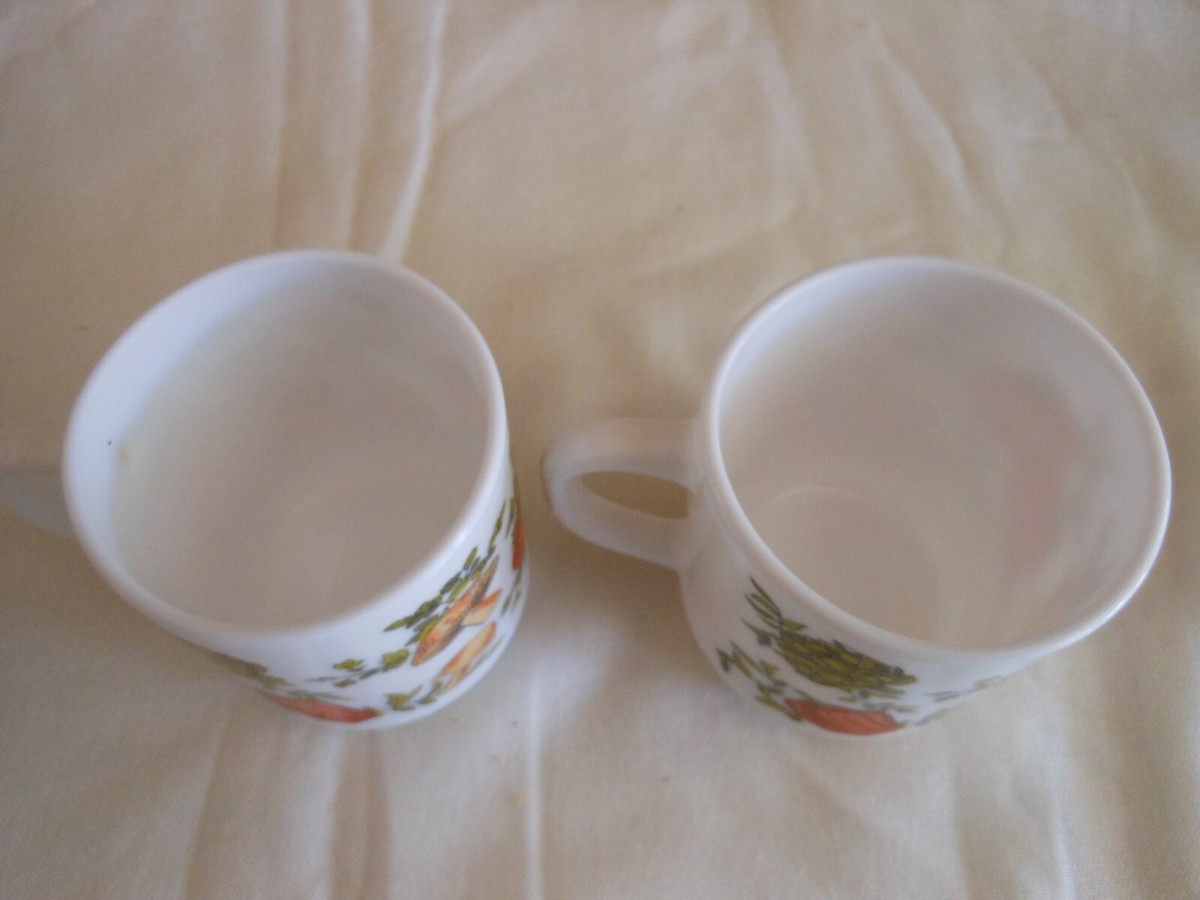 Mug Arcopal Vintage Motif Légumes - Années 70 - Occasion Très Bon état