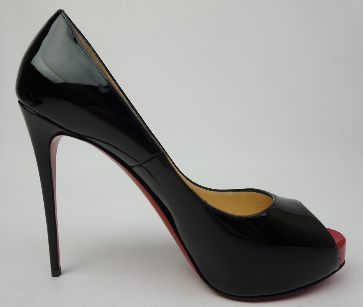 christian louboutin black pumps