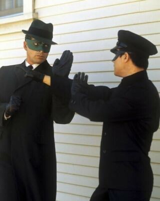 The Green Hornet TV series Van Williams Bruce Lee kung fu pose 8x10 inch photo