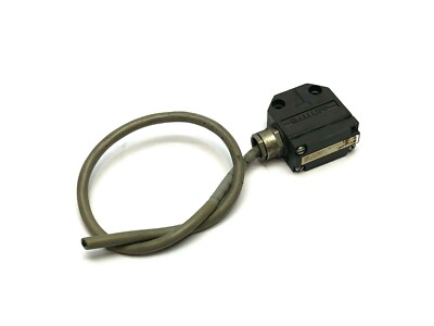 Balluff BNS 519-100-R-13 Mechanical Single Position Limit Switch