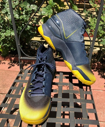 Under Armour Men's Athletic Shoes, Navy 