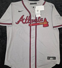 Ultimate Atlanta Braves Collector and Super Fan Gift Guide 42