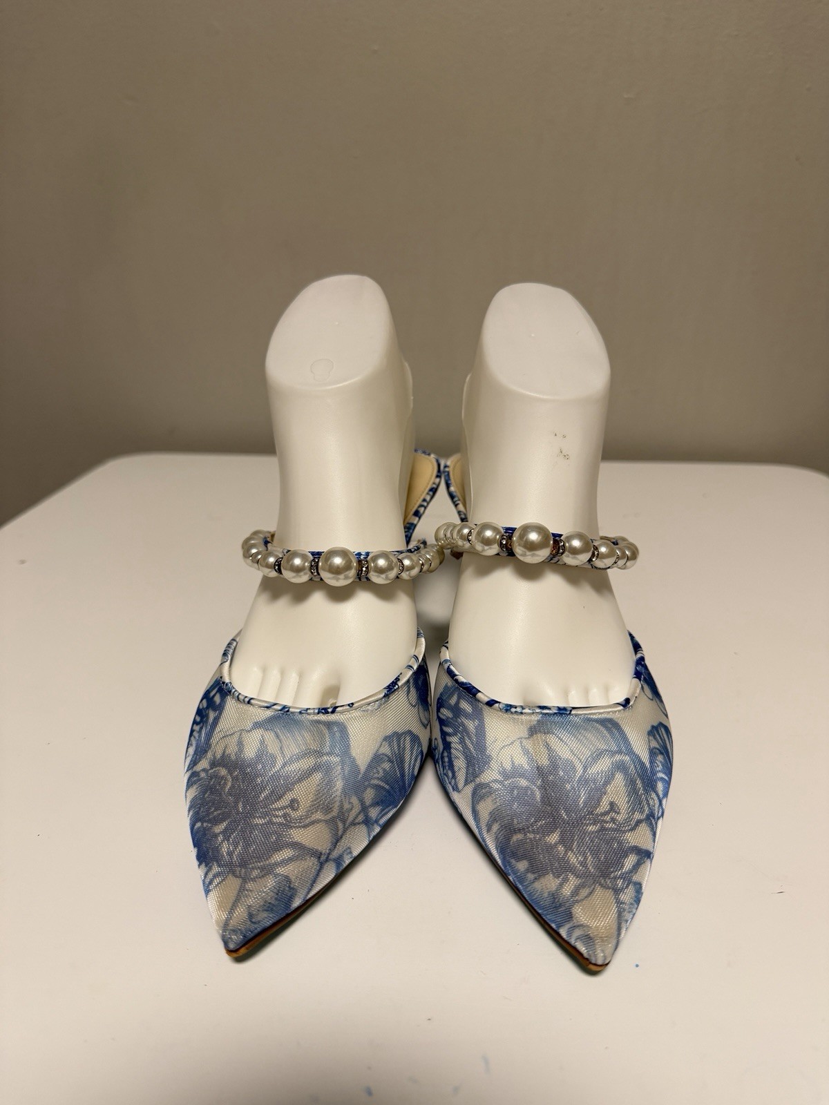 Betsey Johnson Blue White Floral Pearl Pointed Toe Mule Heels Women’s US 9.5 M image 2