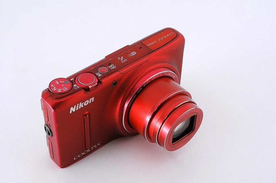 Nikon COOLPIX S9500 Red Digital Camera 18.1MP Compact 22x zoom Tested From JAPAN - Image 3 of 4