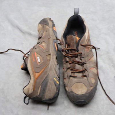 Merrell Men 11.5 Hiking Shoes Brown Dark Earth Leather Moab FST Waterproof Trail