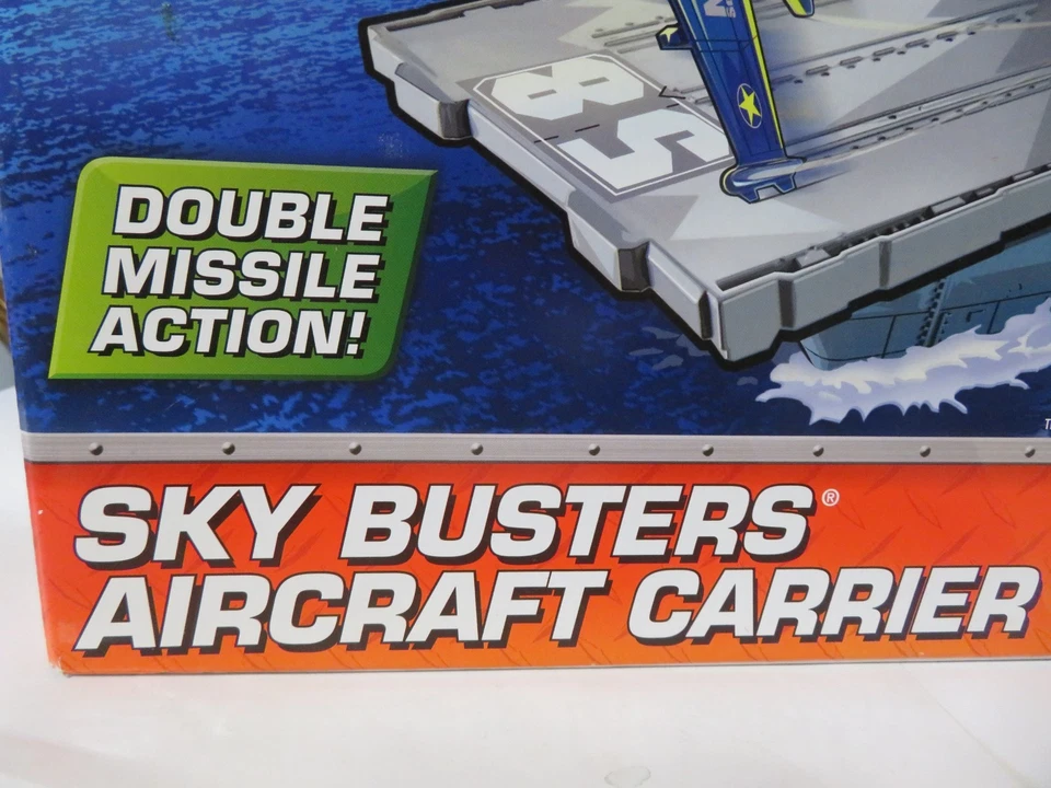 Matchbox Sky Busters Aircraft Carrier Portable Playset Case And Planes 2009 - Image 2 of 4