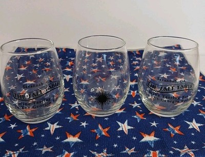 The Salt Table Savannah Georgia 9 oz Wine Glass Set Of 2 & Vintage Starburst 