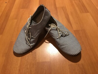 Sanuk Striped Casual Lace Up Shoes Women s Size 8 Summer