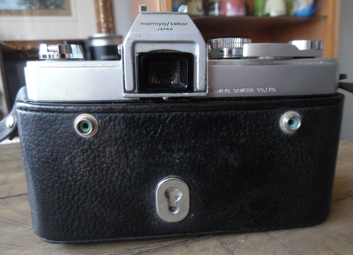 【完動品】mamiya/sekor 500 DTL / 50mm F2 Mamiya 500 DTL Chrome 35mm SLR Camera w/ 50mm f2 Lens -No