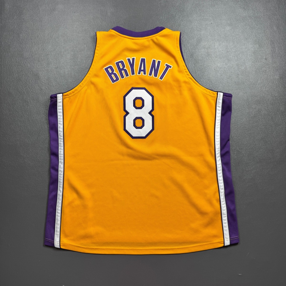 ウェア Kobe Bryant Authentic Jersey 99-00 Final 99-00 Nike Kobe Bryant LA Lakers Pro Cut Jersey. The bottom