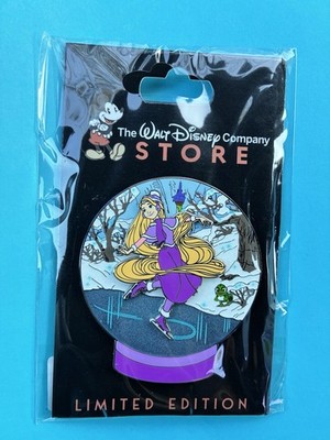 Disney Princess DEC Winter Memories Pascal Skating Tangled RAPUNZEL Pin LE 400