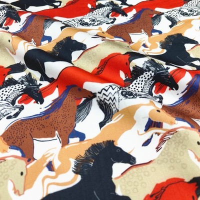 Soft Lightweight Cotton Clothing Fabric Artistic Multicolor Running Horse Print