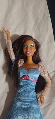 Barbie Fashionistas Nikki + Belly Button Körper + Dornröschenkleid