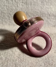 Limoges box peint mein Collectible 21/750 Pierre Arquie Pink Baby Pacifier NEW