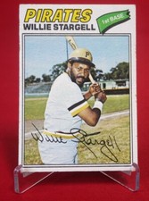 Willie Stargell 1977 Baseball Card TOPPS #460 EX-MT