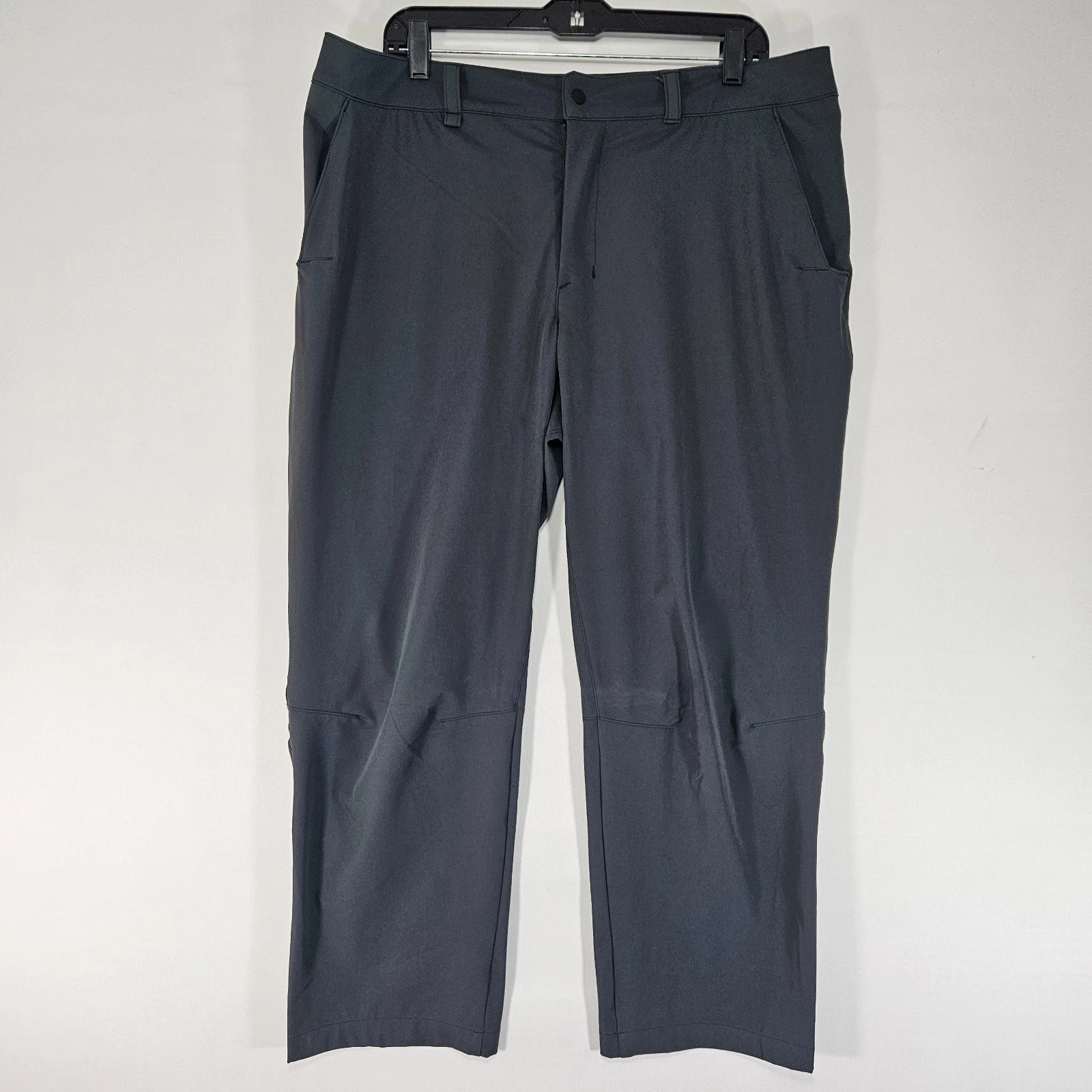 The North Face Men's Polyester Gray Pants Flat Front Hiking Size 36x26 SHORT
